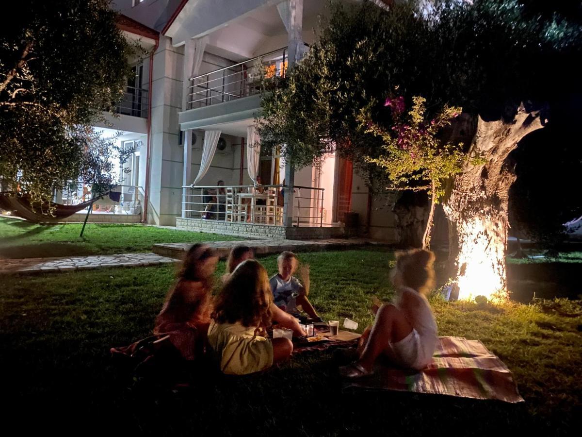 Aria Prive Villa ฮีมาเรอ ภายนอก รูปภาพ